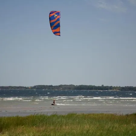 Cozy Coastal With Garden, Cleaning Included Casa vacanze Hohenkirchen (Nordwestmecklenburg)