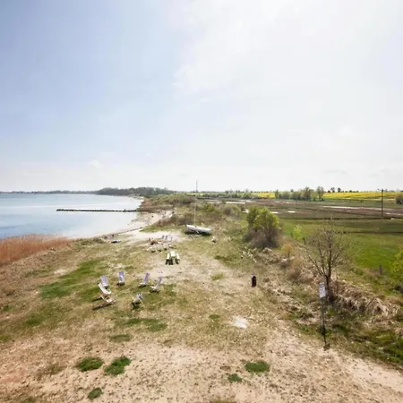 Cozy Coastal With Garden, Cleaning Included * Hohenkirchen (Nordwestmecklenburg)